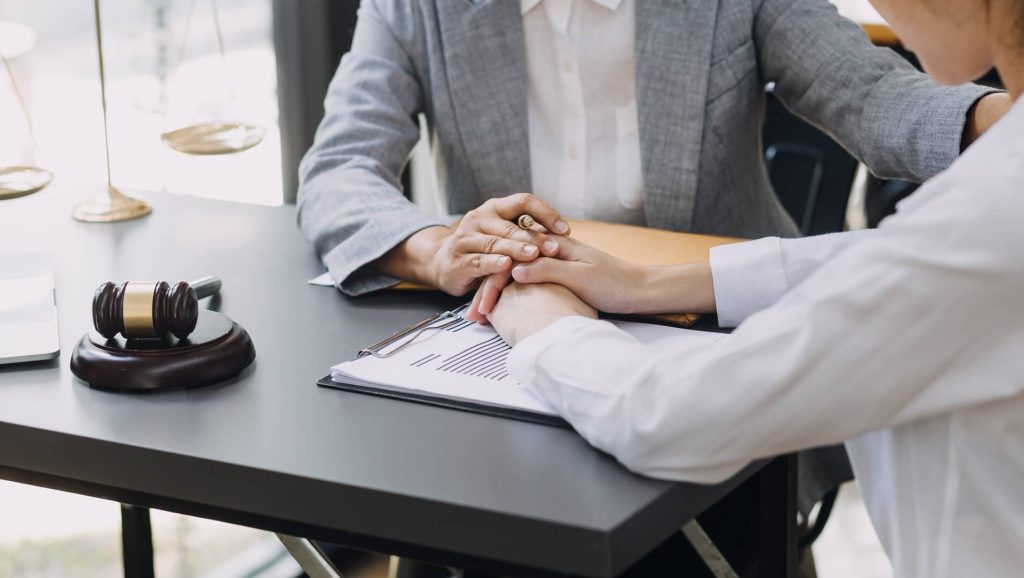 woman getting a divorce in harris county